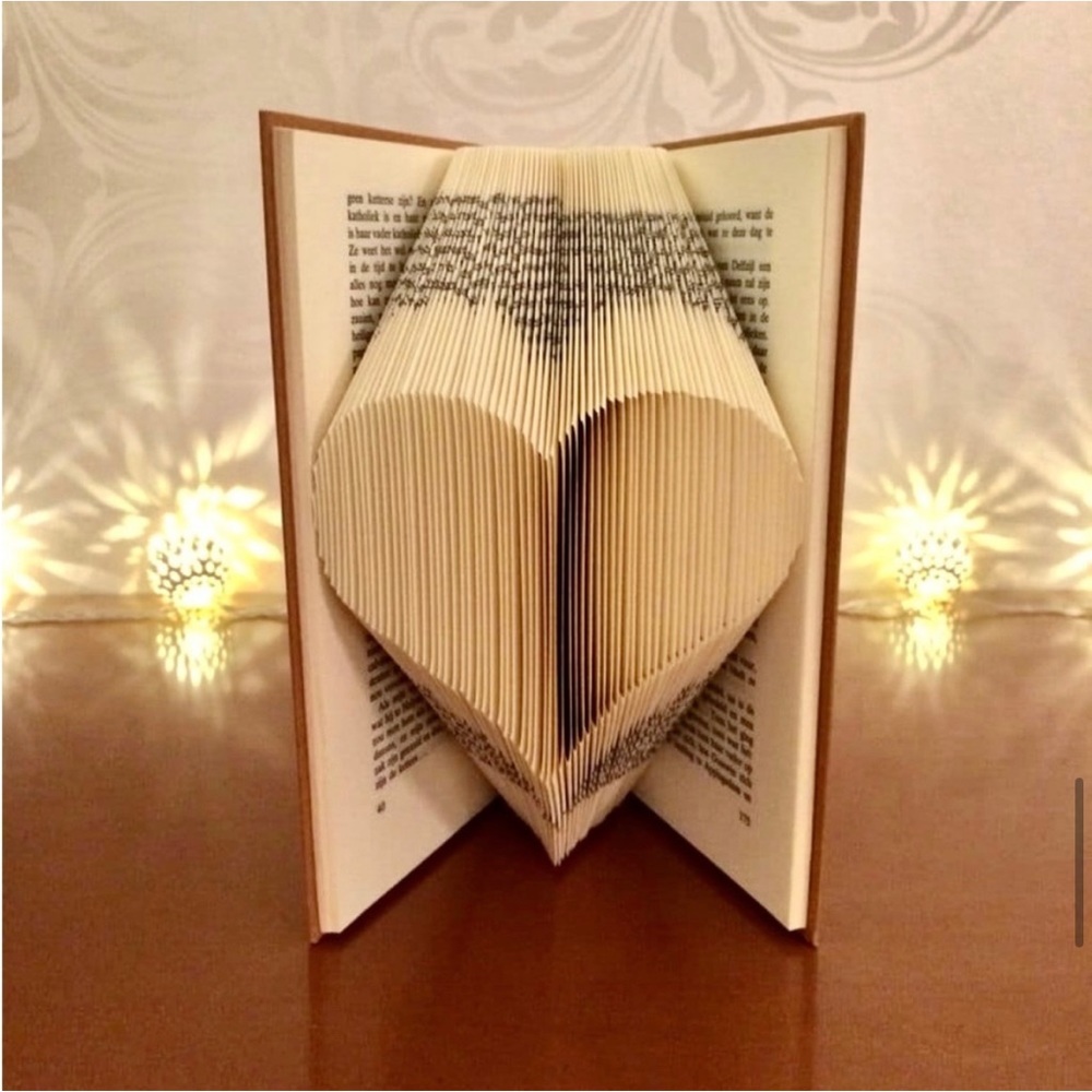 𝘾𝙪𝙨𝙩𝙤𝙢𝙞𝙯𝙚 𝙋𝙚𝙧𝙨𝙤𝙣𝙖𝙡𝙞𝙯𝙚 𝘽𝙤𝙤𝙠 𝙁𝙤𝙡𝙙𝙞𝙣𝙜 𝙂𝙞𝙛𝙩𝙨! 🎁 - Picture 14 of 16